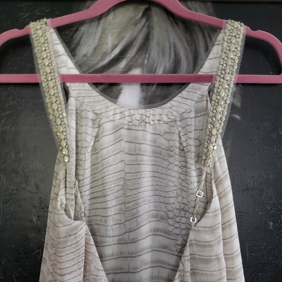 Stunning Evening Gown - Picture 4 of 6